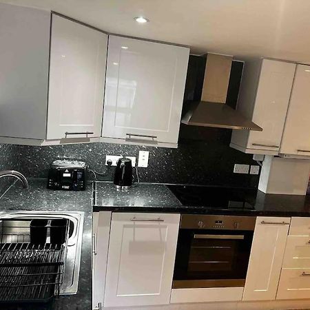 Amazing 2Bed2Bath Edgeware Apartment London Exterior photo
